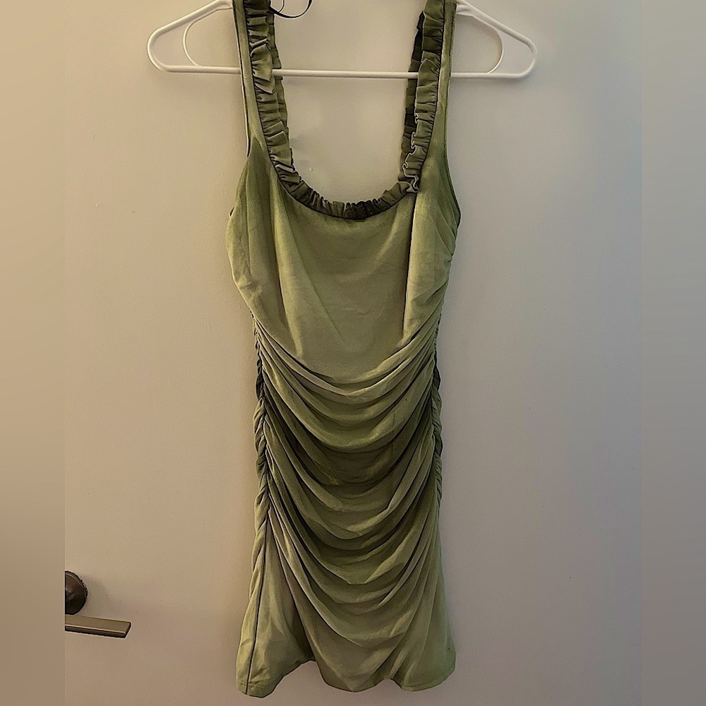 NWT Zara Women’s sage green RUFFLED PRINTED TULLE MINI DRESS size XS